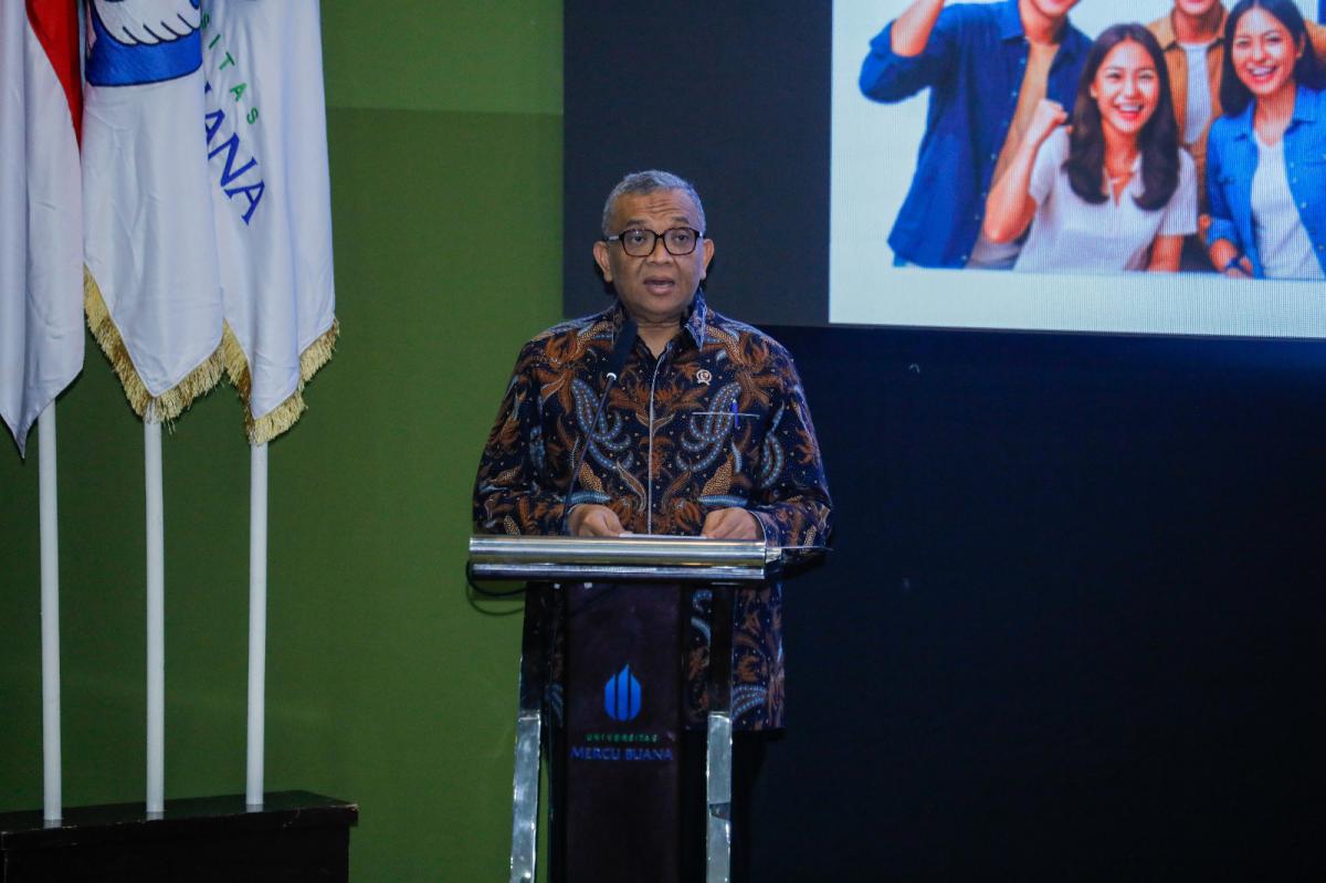 Wamenaker Afriansyah Noor: Pendidikan, Kompetensi, dan Sertifikasi Jadi Kunci Mahasiswa Hadapi Dunia Kerja